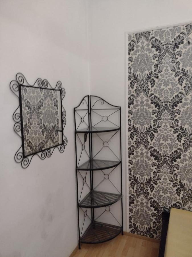 Tiborlak Apartment Budapest Ngoại thất bức ảnh